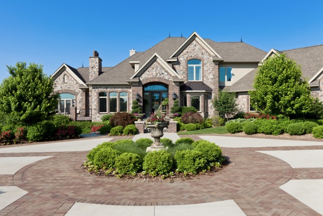 Luxury home for sale in Blue Springs, MO and Greater Kansas City